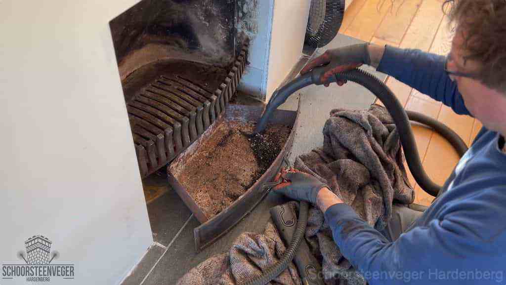 Prijs schoorsteenvegen Hardenberg schouw reinigen Prijs schoorsteenvegen Hardenberg schouw reinigen